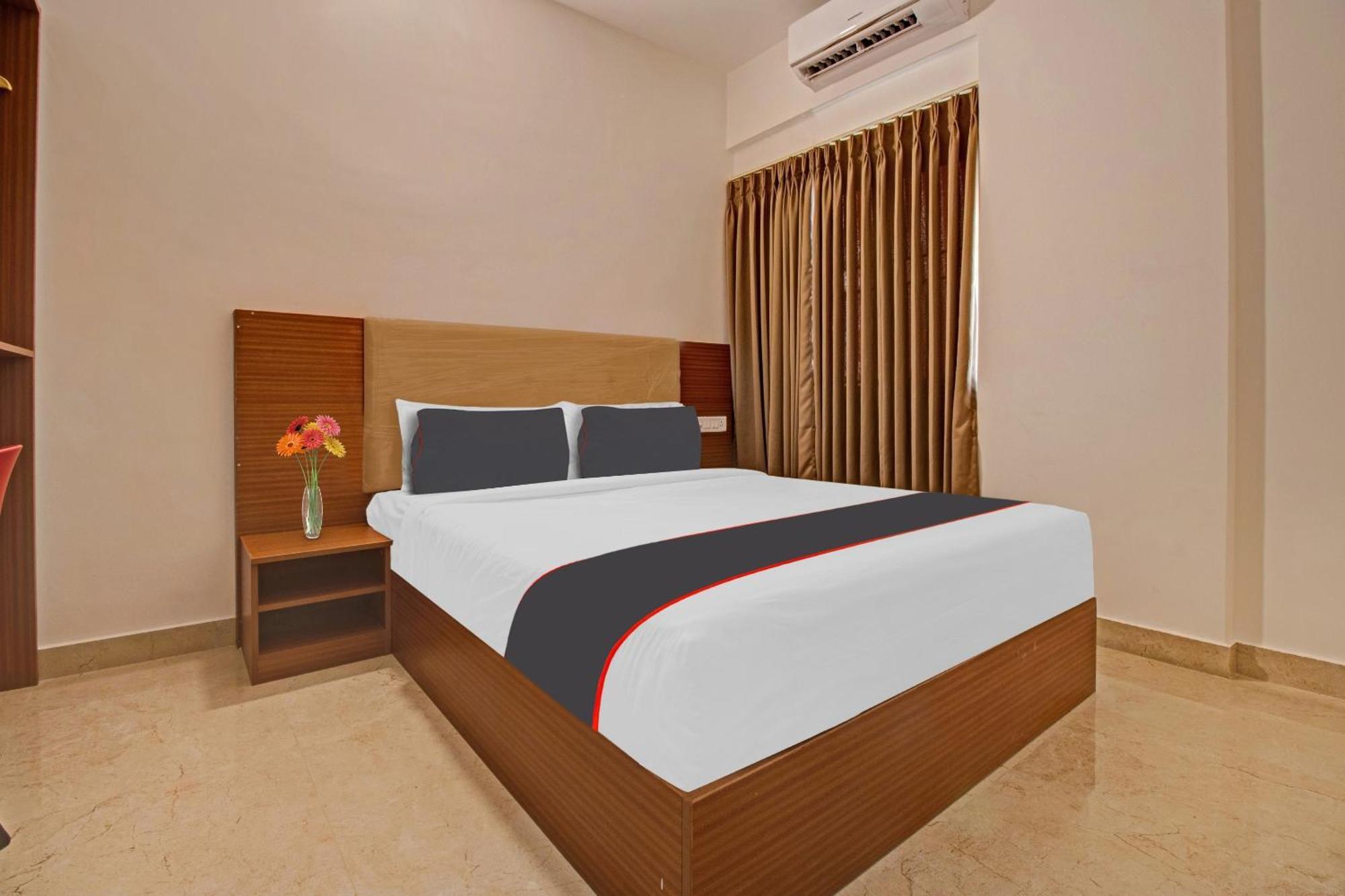 Super Collection O Petals Otium Business Hotel Bangalore Exterior photo