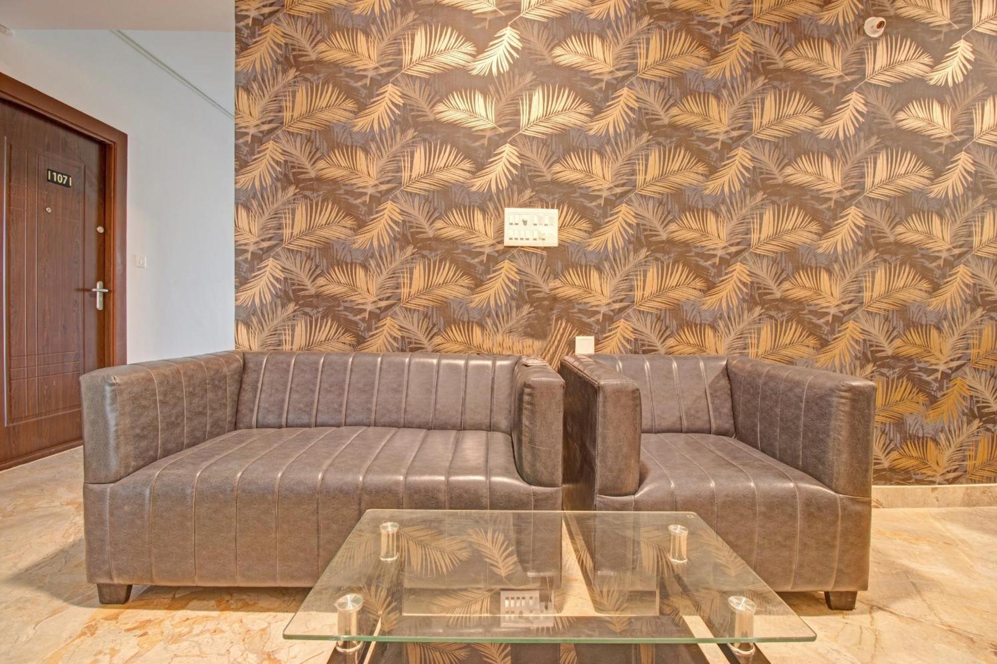 Super Collection O Petals Otium Business Hotel Bangalore Exterior photo