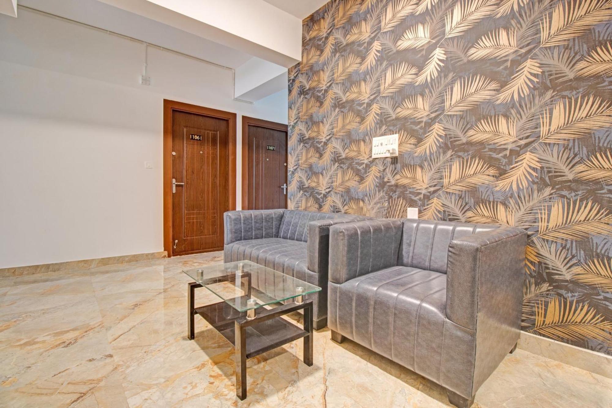 Super Collection O Petals Otium Business Hotel Bangalore Exterior photo